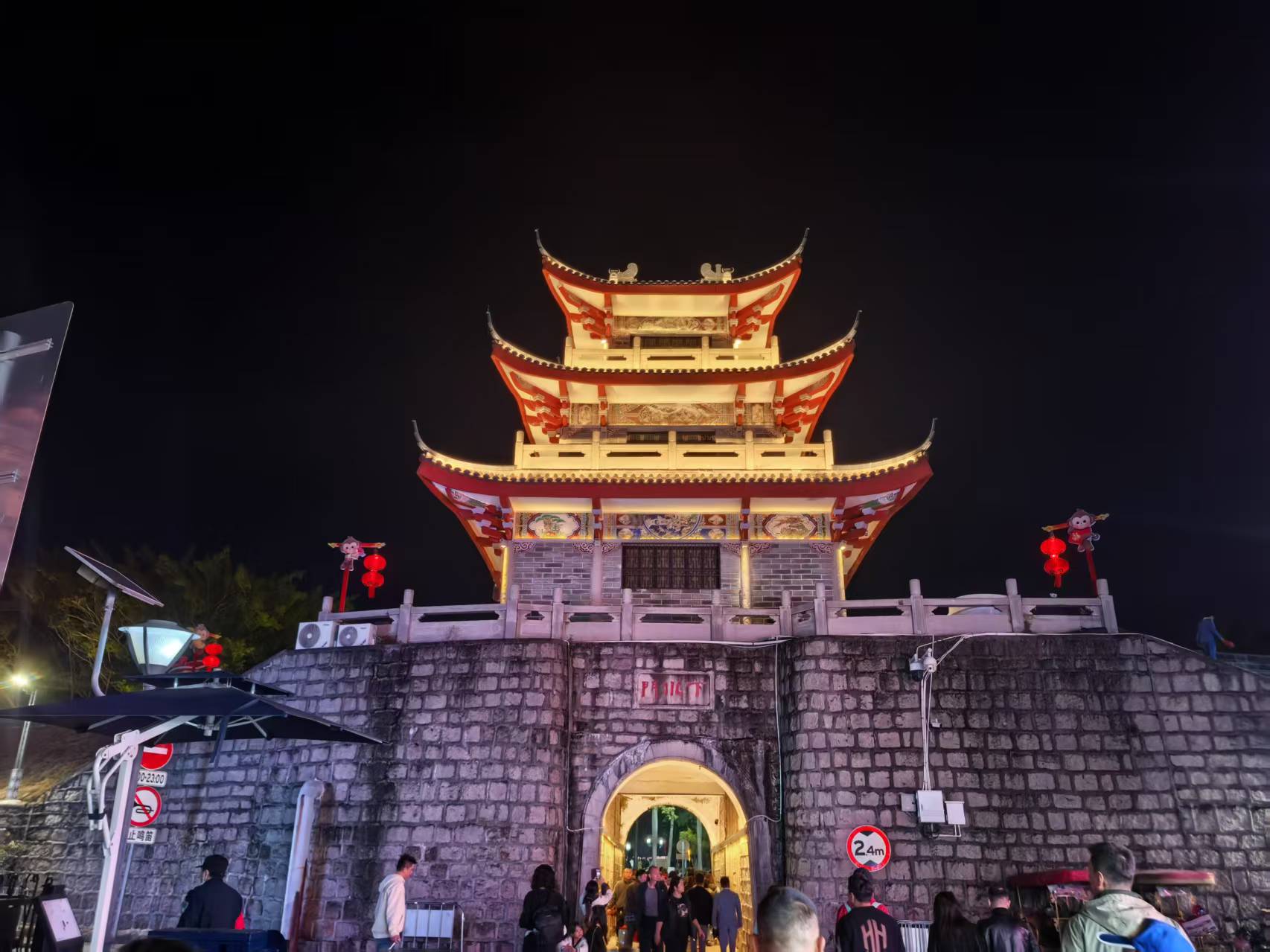 LED洗墻燈的優(yōu)勢與應用場景 